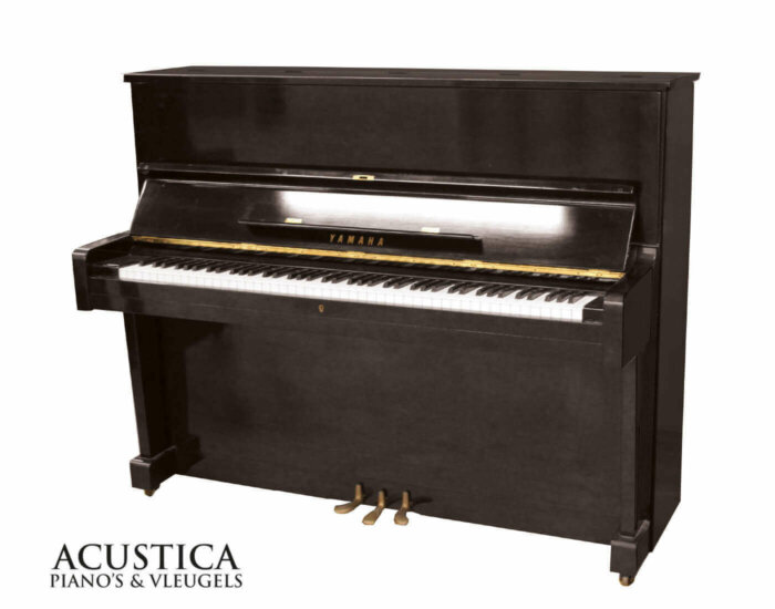 Yamaha U1 Piano